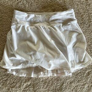 🍋✨Lululemon white pleated tennis skirt